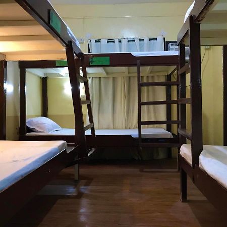 Austria'S Guest House El Nido Luaran gambar