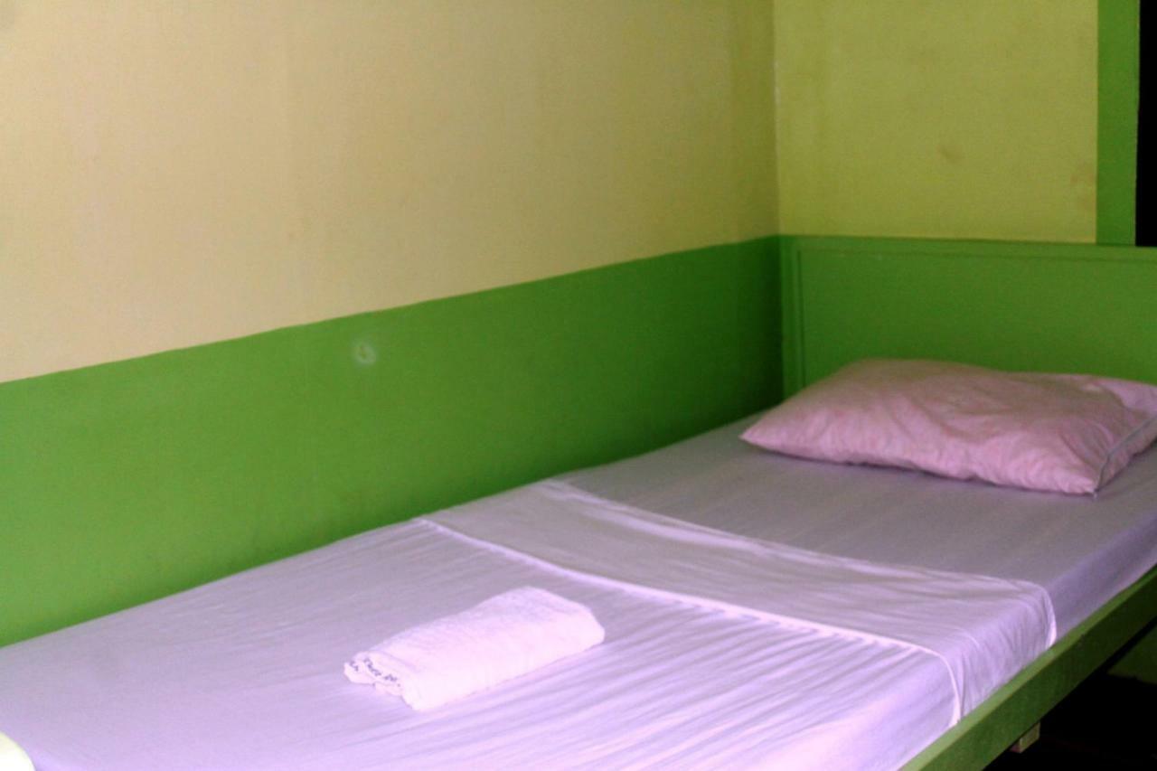 Austria'S Guest House El Nido Luaran gambar
