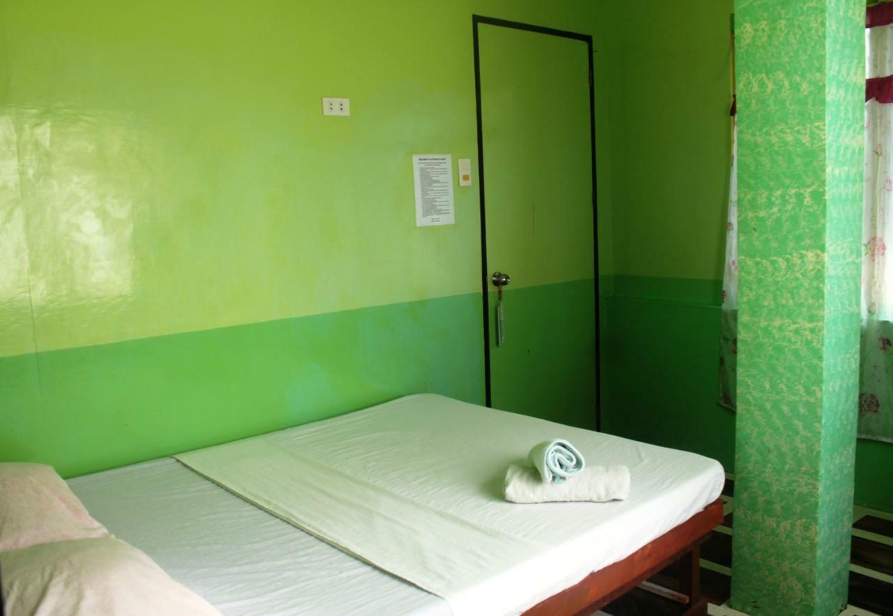 Austria'S Guest House El Nido Luaran gambar