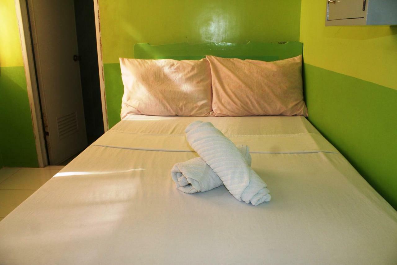 Austria'S Guest House El Nido Luaran gambar