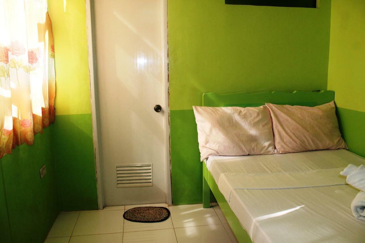 Austria'S Guest House El Nido Luaran gambar