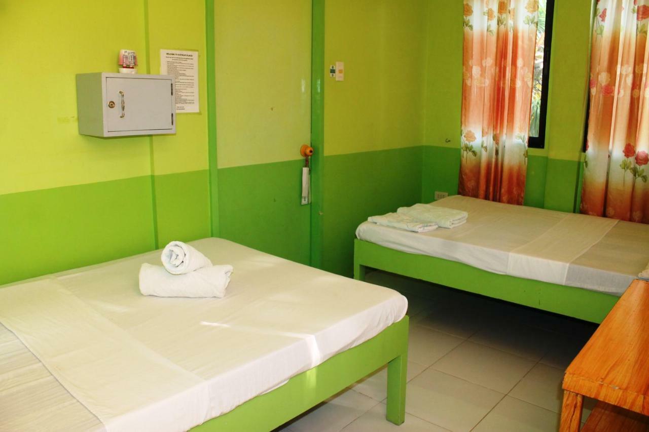 Austria'S Guest House El Nido Luaran gambar